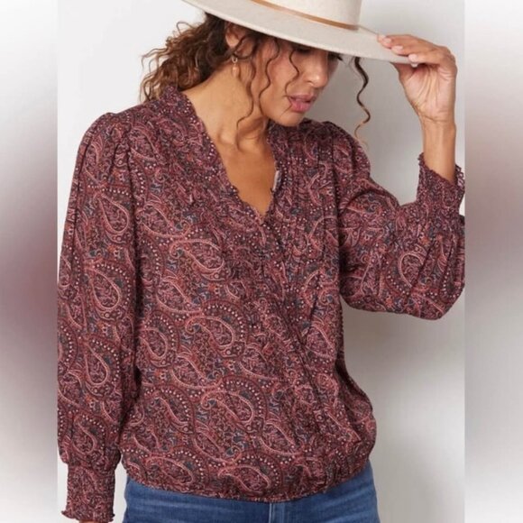 Evereve Tops - Evereve Adan Paisley Ruffle Long Sleeve Blouse [size XL]